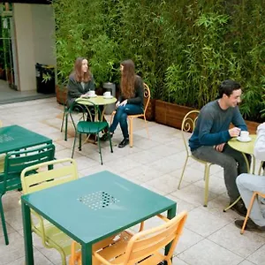 Pere Tarrés Hostal Barcelona